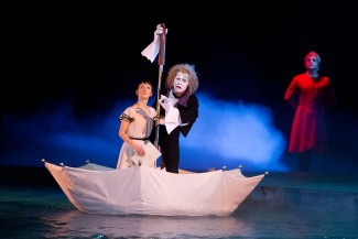 Erica Linz and Benedikt Negro in 'Cirque du Soleil: Worlds Away' — Photo courtesy of Mark Fellman