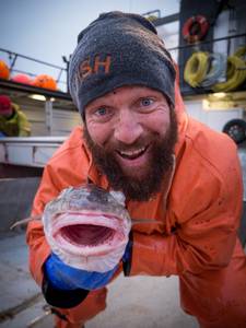 Showtime Eric Young, host of 'Off the Hook: Extreme Catches' — Photo courtesy of Animal Planet