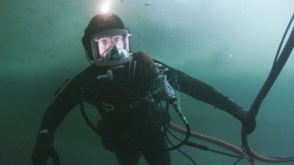 Steve Riedel on 'Bering Sea Gold: Under the Ice' — Photo courtesy of Discovery Channel / David Reichert