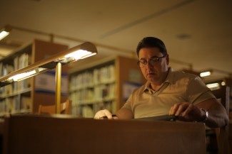 Steve DiSchiavi finds some leads for the case while combing through the archives at a local library on the season premiere of 'The Dead Files' — Photo courtesy of The Travel Channel