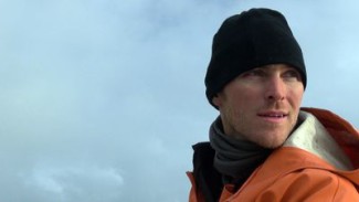 Taran White is featured on the new reality series Alaska: Battle on the Bay — Photo courtesy of Animal Planet