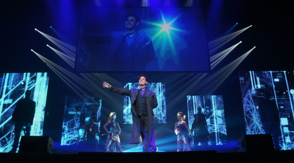 Raymond Crowe stars in The Illusionists on Broadway at the Neil Simon Theatre. Used with permission, The Illusionists.
