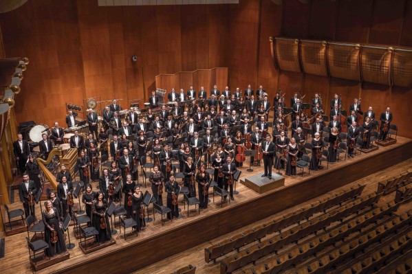 Alan Gilbert and the New York Philharmonic recently explored the music of Jean Sibelius. Photo courtesy of Chris Lee.